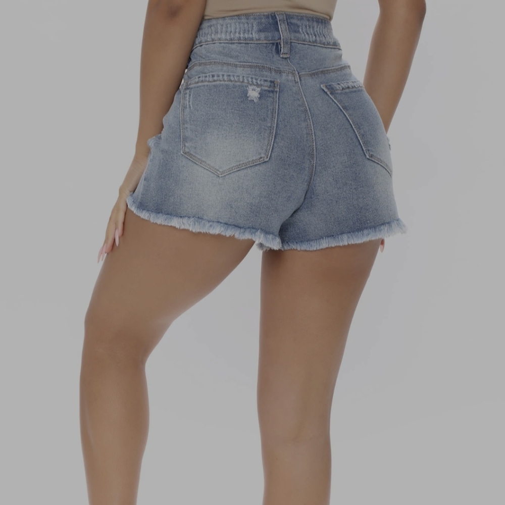 Shorts - Picture 5 of 6